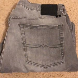 Men’s lucky brand jeans
